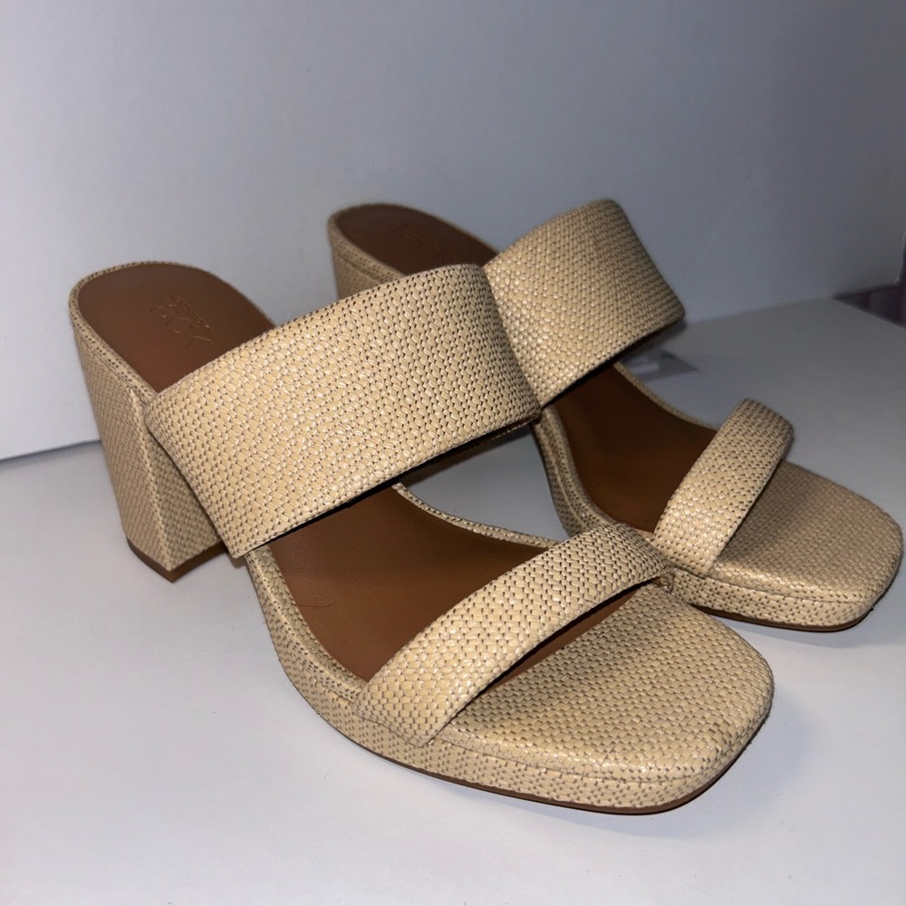 NEW Nordstrom Rack Cream Raffia Block Heel Sandals